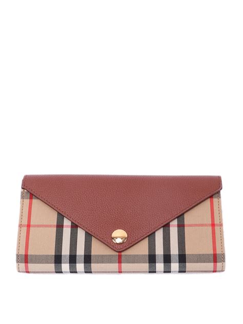 Shop Burberry Halton Check Wallet 